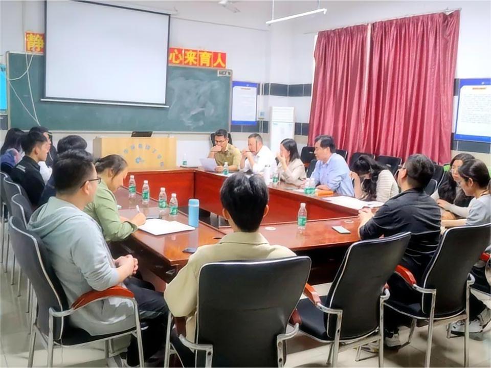 深德携手新领袖共建特色专业建设研讨会