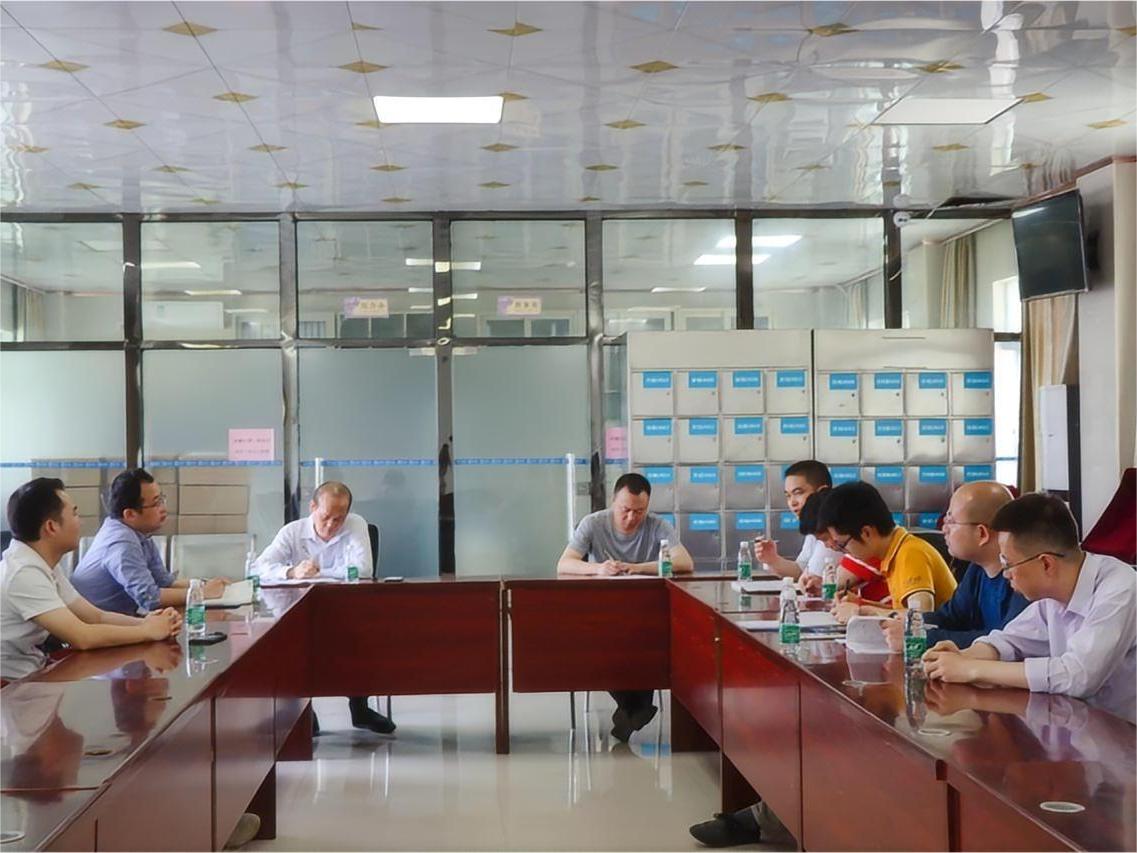 深德技工学校召开汽车维修专业校企合作研讨会